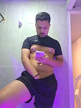 Snapshot of ORTIZ96hot chatting on May 23, 2026, 4:33 am ORTIZ96hot online show from May 23, 2026, 4:33 am