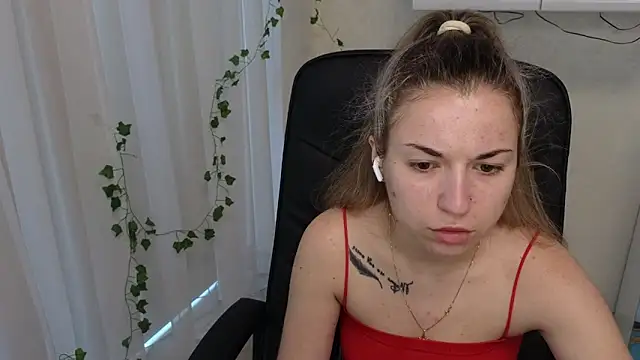 Ulyanixx online show from June 21, 2026, 5:13 am