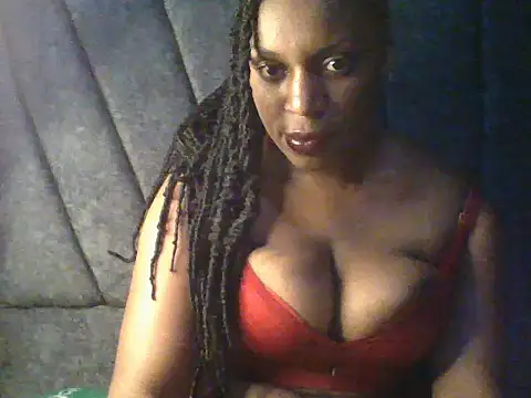 NayaKiva online show from May 21, 2026, 10:07 pm