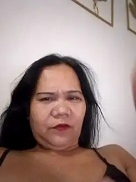 missLiLy07 online show from May 25, 2026, 1:32 pm