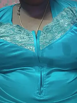 geetha431 online show from May 28, 2026, 5:52 pm