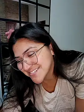 morena95  online show from May 27, 2026, 2:46 pm