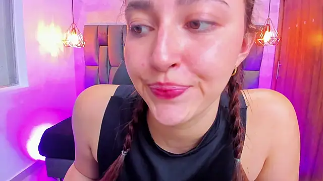 Miel ferrer online show from June 30, 2026, 1:22 pm