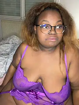 perlebbwblack online show from May 20, 2026, 11:02 pm