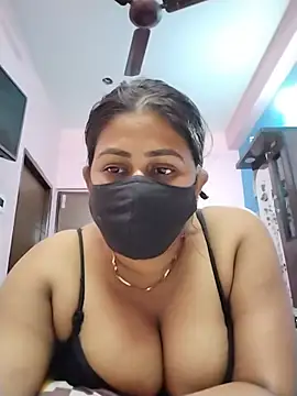 sreyashidas505 online show from July 6, 2026, 6:10 pm
