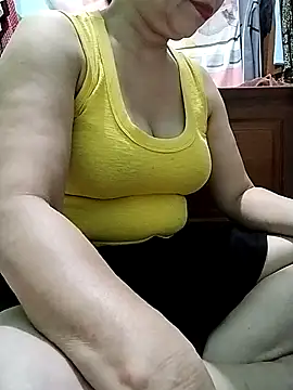 Snapshot of Nannalo chatting on June 14, 2026, 3:02 pm Nannalo online show from June 14, 2026, 3:02 pm