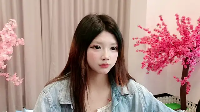 yan-0705 online show from May 21, 2026, 7:17 am