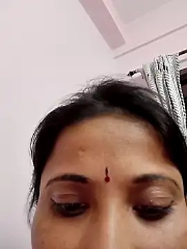 sampachatterjee234 online show from June 13, 2026, 6:50 pm