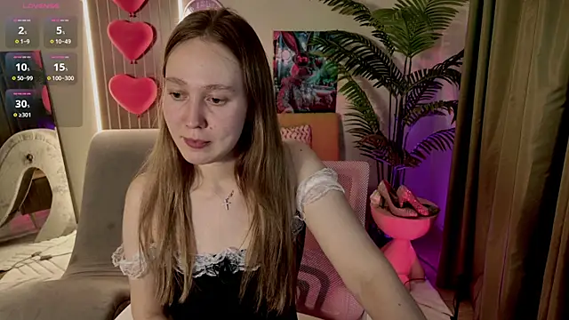 TinaShelton online show from July 16, 2026, 3:42 pm