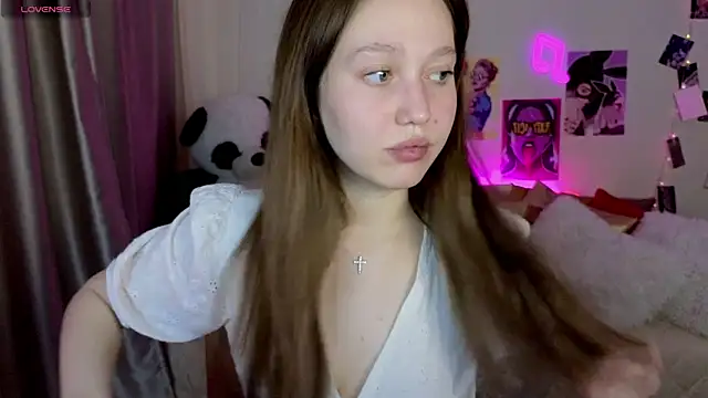 TinaShelton online show from June 6, 2026, 6:13 pm