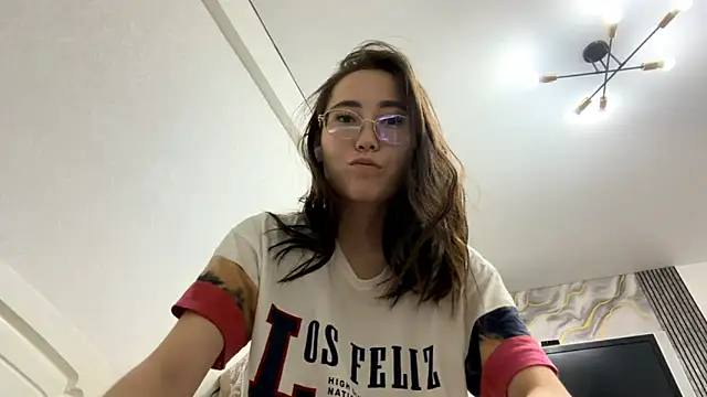 Snapshot of VickieTrudo chatting on June 29, 2026, 9:14 pm VickieTrudo online show from June 29, 2026, 9:14 pm