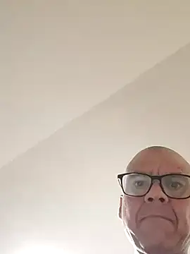 Gaceru01006 online show from June 14, 2026, 1:46 am