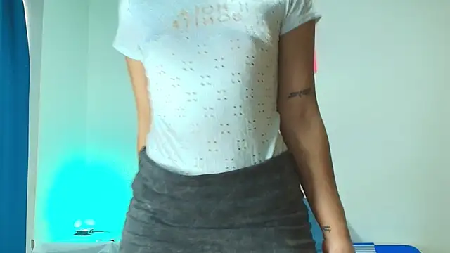 ashley blazze online show from June 20, 2026, 11:37 am