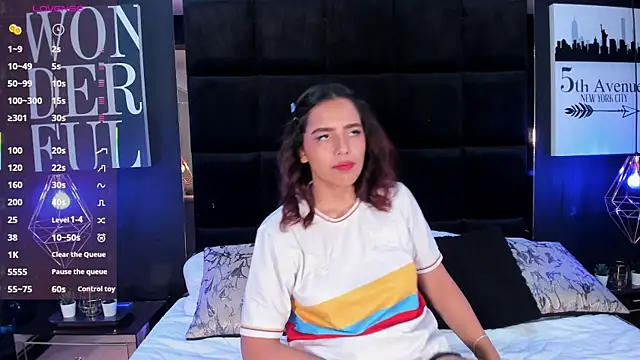 AmyyScott online show from June 24, 2026, 7:44 pm