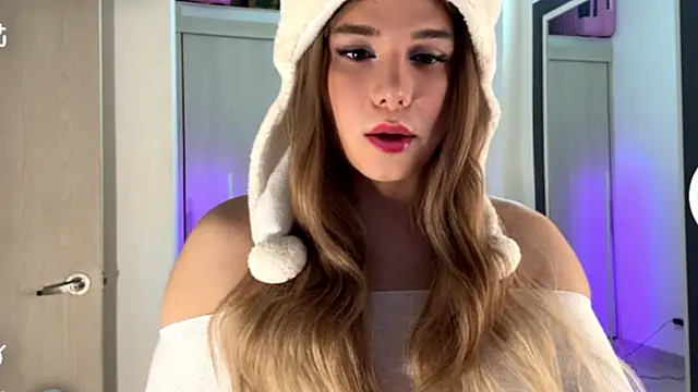 goldenangel 4u online show from July 26, 2026, 3:02 am