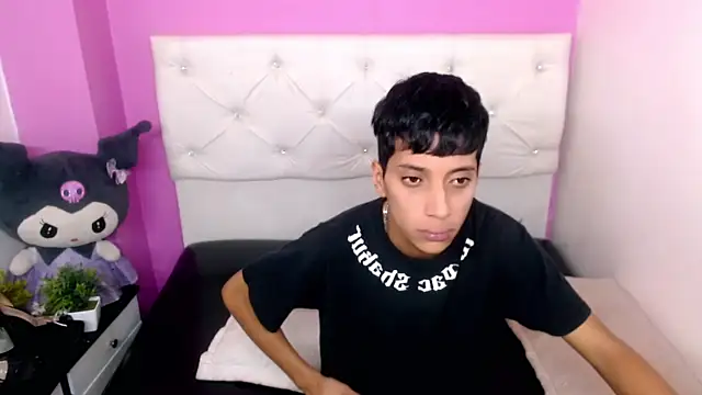 Snapshot of jl_brayan12 chatting on May 25, 2026, 7:23 pm jl brayan12 online show from May 25, 2026, 7:23 pm