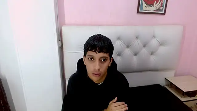Snapshot of jl_brayan12 chatting on June 10, 2026, 1:23 pm jl brayan12 online show from June 10, 2026, 1:23 pm