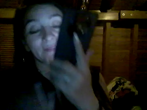 Snapshot of Anlly_garcia002 chatting on May 23, 2026, 1:59 am Anlly garcia002 online show from May 23, 2026, 1:59 am