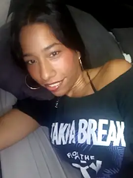 Valentina21aa online show from June 5, 2026, 10:04 pm