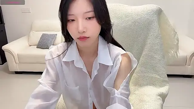 jiajia girl online show from June 26, 2026, 3:29 pm
