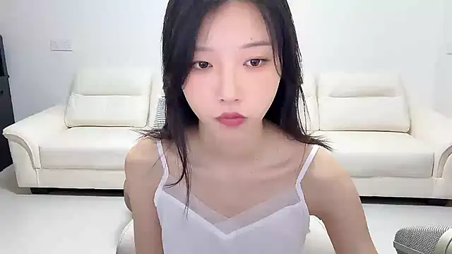 jiajia girl online show from June 15, 2026, 2:17 pm