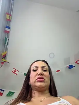 Michelle09  online show from July 1, 2026, 9:48 pm