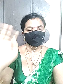 Snapshot of Leela_555 chatting on June 25, 2026, 8:36 pm Leela 555 online show from June 25, 2026, 8:36 pm