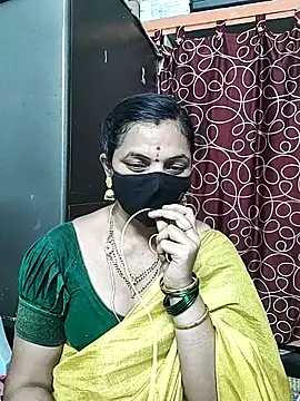 Snapshot of Leela_555 chatting on July 1, 2026, 5:41 am Leela 555 online show from July 1, 2026, 5:41 am