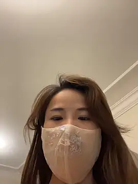 kiss loo online show from June 12, 2026, 12:25 pm