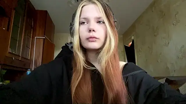 SusanaLeichty online show from May 24, 2026, 8:36 am