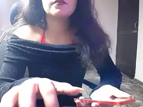 Snapshot of Flirty_Apsara chatting on June 3, 2026, 6:23 pm Flirty Apsara online show from June 3, 2026, 6:23 pm