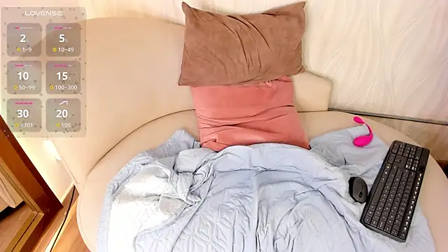 Snapshot of natalie_fox__ chatting on July 6, 2026, 3:03 pm natalie fox online show from July 6, 2026, 3:03 pm