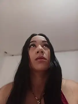 alessiavixen1 online show from June 18, 2026, 1:16 pm