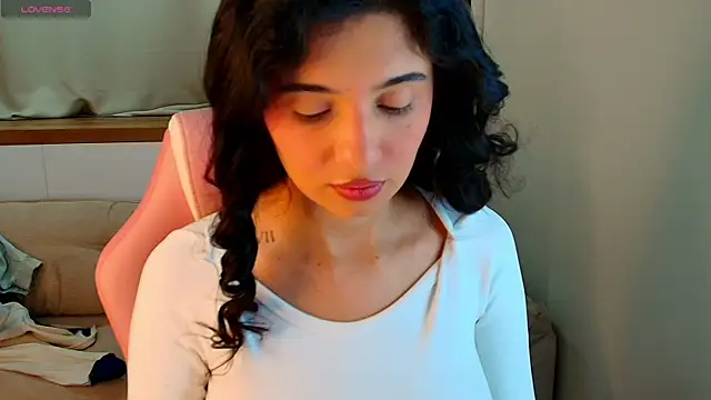 Snapshot of Rose_Desiree chatting on July 6, 2026, 11:17 am Rose Desiree online show from July 6, 2026, 11:17 am