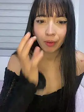 JeyLuxx online show from June 1, 2026, 5:40 am