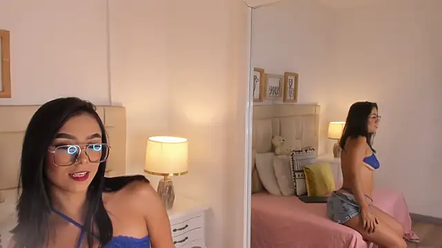 Snapshot of sarit_ chatting on June 28, 2026, 7:42 pm sarit online show from June 28, 2026, 7:42 pm