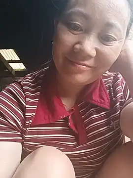 Lindxx-hott online show from June 26, 2026, 11:21 pm