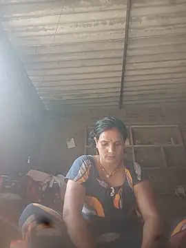 Hot sune online show from June 3, 2026, 4:46 am