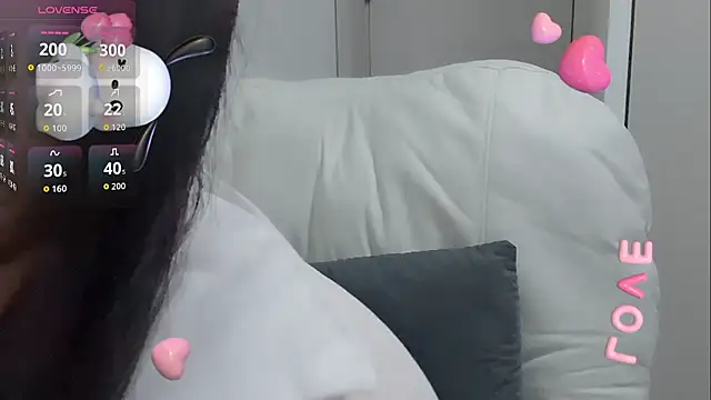 chenggziii online show from May 23, 2026, 12:37 pm