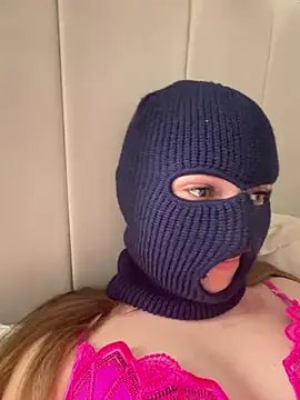 anglebabe69 online show from May 23, 2026, 9:47 pm