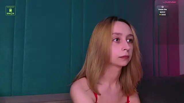 RachelVacsler online show from June 4, 2026, 8:46 pm