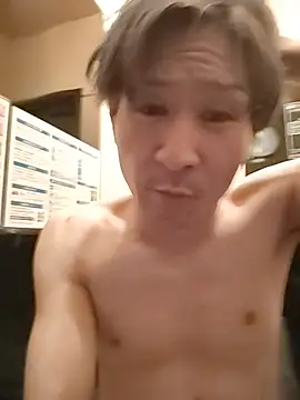 mitsu072132 online show from May 24, 2026, 4:18 pm