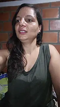 Snapshot of Marcella_single chatting on June 16, 2026, 12:32 am Marcella single online show from June 16, 2026, 12:32 am
