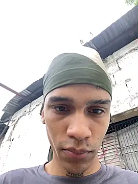 ronaldsss  online show from May 26, 2026, 1:31 pm