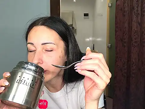 Snapshot of BouncySweety chatting on October 30, 2025, 7:44 pm BouncySweety online show from October 30, 2025, 7:44 pm