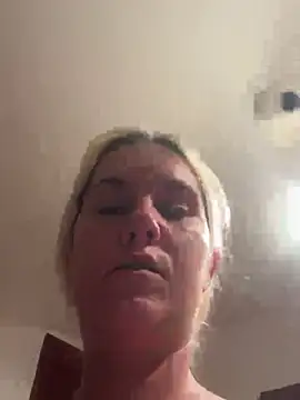 Sofia beee online show from July 16, 2026, 7:55 pm