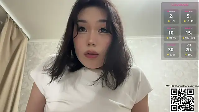 LilowNax online show from July 15, 2026, 6:26 pm