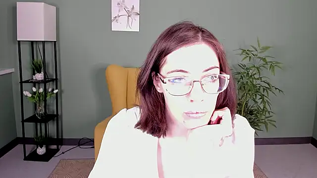 eva sicret online show from June 16, 2026, 4:12 am