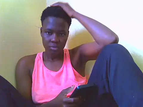 sweetbeverly1 online show from May 26, 2026, 9:40 am