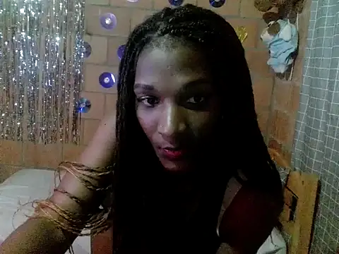 Tinvaldan1204 online show from June 18, 2026, 3:38 am
